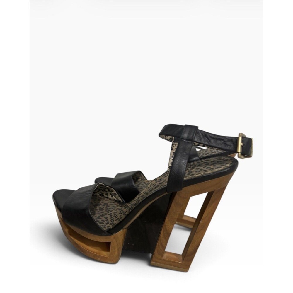 JESSICA SIMPSON Black Y2K Architectural Cutout Platform Heels Sandals Sz 7B - Picture 10 of 10